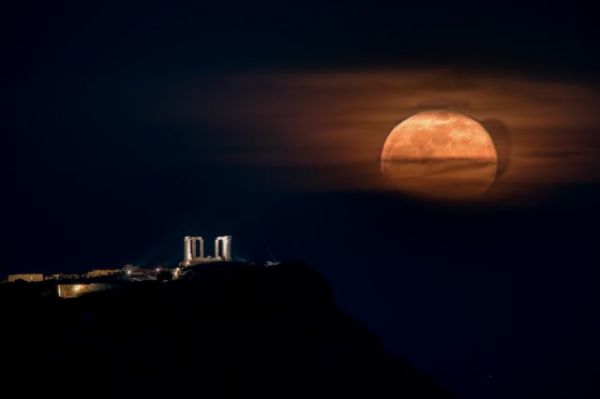 August Full Moon – With free admission to archeological sites and museums