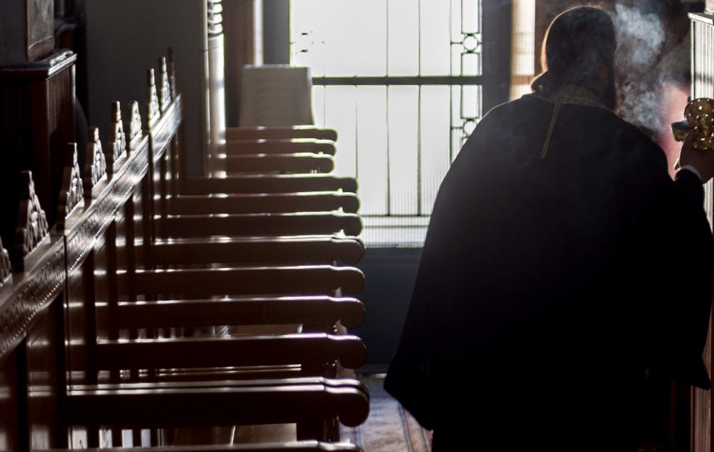 Κοροναϊός – «Καμπάνα» 1.500 ευρώ σε ιερέα που δεν τήρησε τα μέτρα για την πανδημία