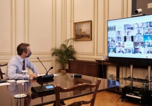 Mitsotakis announces cabinet reshuffle after disastrous August wildfires