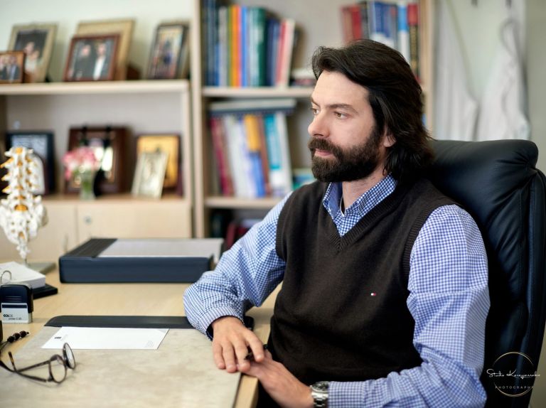 Η αλληλεγγύη είναι αυτή που μας κράτησε όρθιους