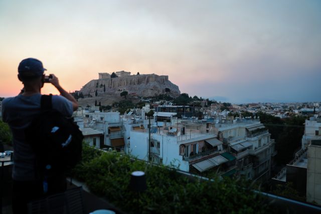 Κοροναϊός - Μια ανάσα από τα 1000 κρούσματα η Αττική