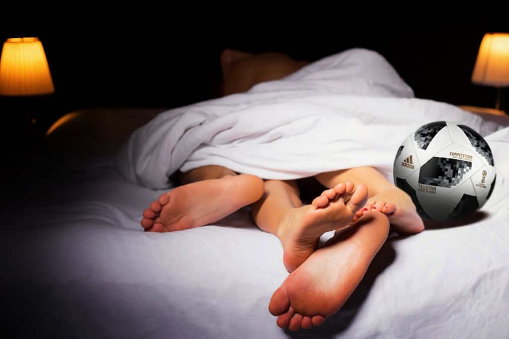 Δώδεκα ποδοσφαιριστές έκαναν σεξ με τέσσερις γυναίκες μέσα στο γήπεδο