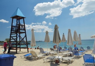 Πιερία – Πρωτοφανές περιστατικό – Έπεσε ξύλο για μια… ξαπλώστρα