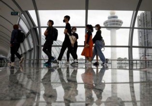 Κοροναϊός – Το μέλλον της πανδημίας – Τι θα γίνει με τις μεταλλάξεις και τα εμβόλια