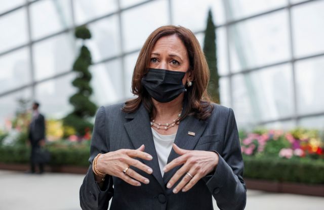 Κάμαλα Χάρις – Αντιδράσεις για το νευρικό γέλιο της σε ερώτηση για το Αφγανιστάν