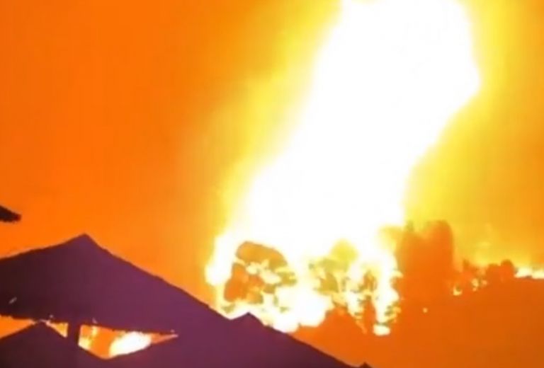 «Θα καεί ολόκληρη η Αγία Άννα» – Κραυγή αγωνίας από τους κατοίκους