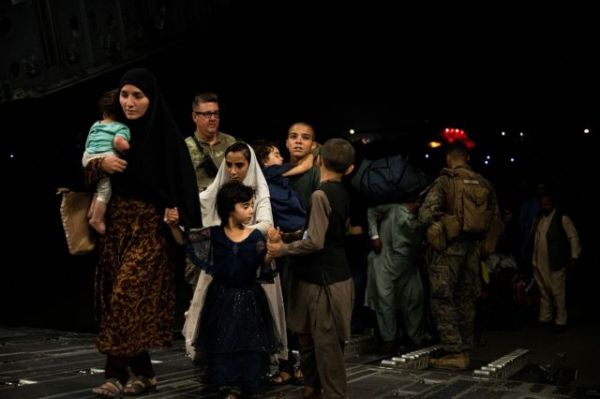 Κυβερνητικές πηγές – Κλειστά τα ελληνικά σύνορα σε πιθανές παράτυπες προσφυγικές ροές από το Αφγανιστάν