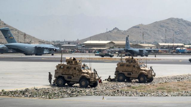Αφγανιστάν – Περίπου 7.000 ανθρώπους απομάκρυναν οι Αμερικανοί από τις 14 Αυγούστου