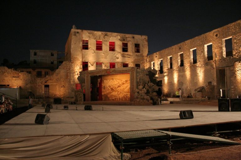 Αναβάλλεται η έναρξη των Αισχυλείων εξαιτίας της πυρκαγιάς