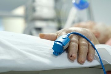 Κοροναϊός – Ρεκόρ εισαγωγών στο νοσοκομείο Χανίων – Μεταφέρονται αλλού ασθενείς από το ΠΑΓΝΗ