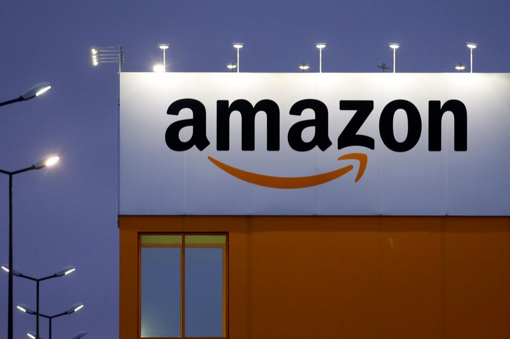 H Amazon ετοιμάζεται να ανοίξει πολυκαταστήματα