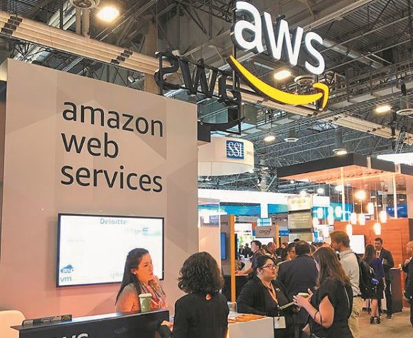 The Greek hub of the space economy