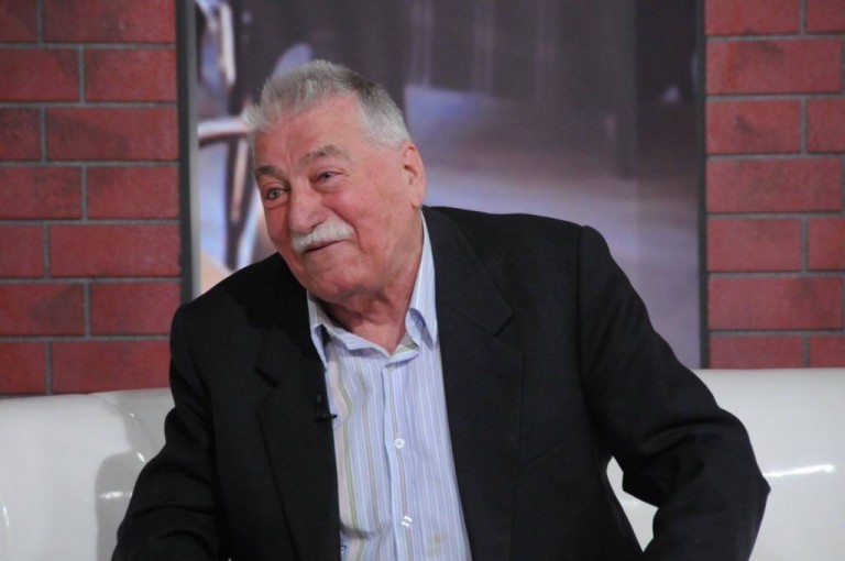 Το ΚΚΕ αποχαιρετά τον Ανέστη Βλάχο