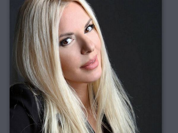 Αννίτα Πάνια – Η πιο σέξι φωτογραφία της στο instagram… λόγω καύσωνα