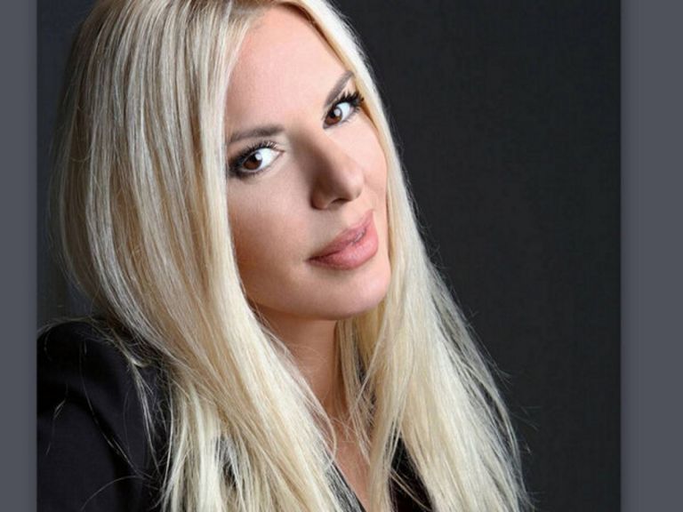 Αννίτα Πάνια – Η πιο σέξι φωτογραφία της στο instagram… λόγω καύσωνα