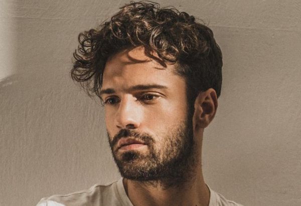 Κωνσταντίνος Αργυρός – «Τα περιστατικά βίας το μόνο που κάνουν είναι να μας γυρνούν χρόνια πίσω»