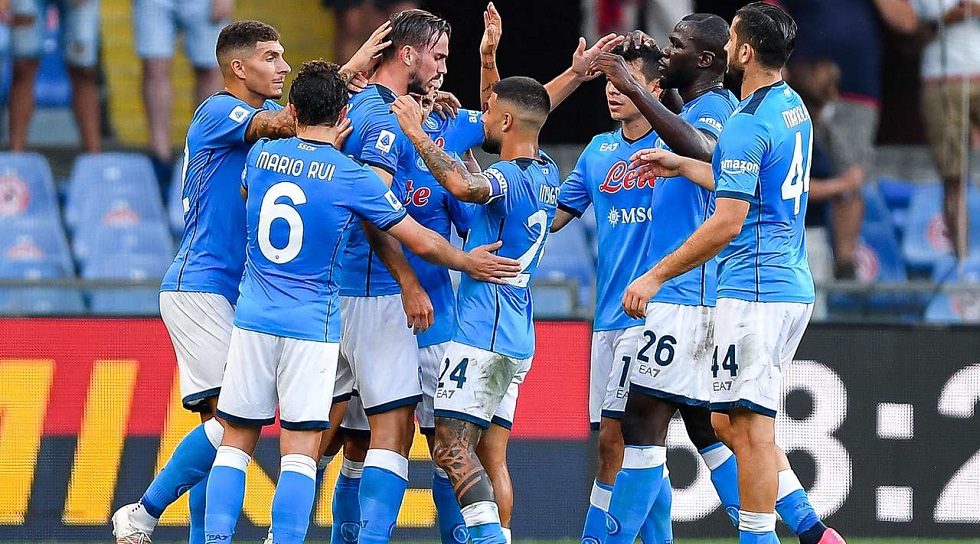 Πέρασε από τη Γένοβα η Νάπολι (2-1)