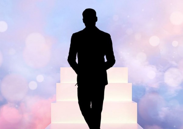 O Αλέξης Παππάς είναι επίσημα ο νέος The Bachelor