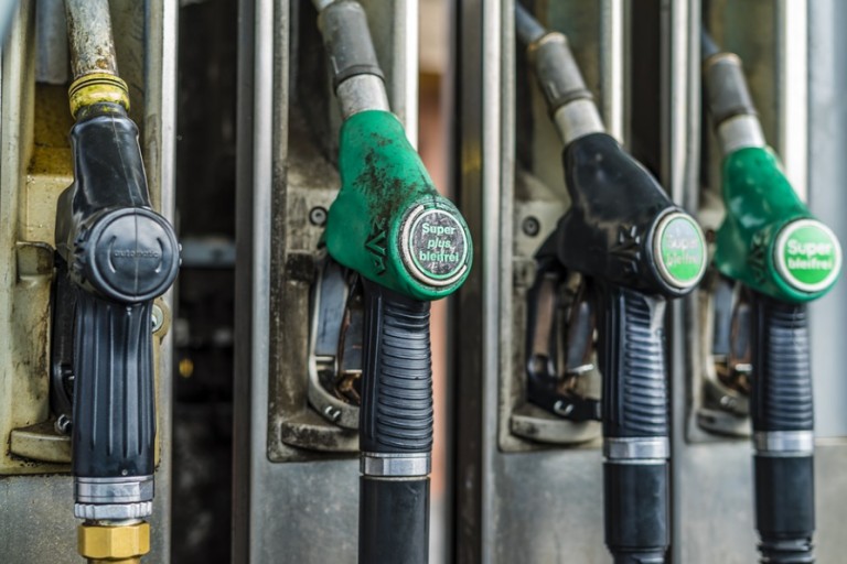 Έκλεισαν τα τελευταία πρατήρια βενζίνης με μόλυβδο στον πλανήτη