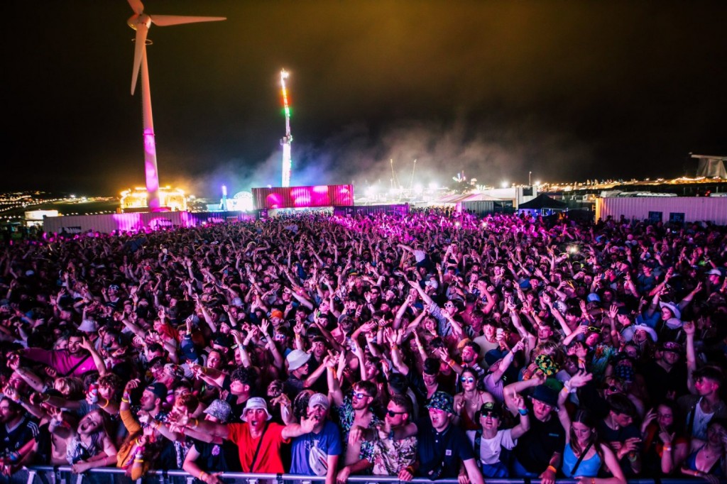 Κοροναϊός – Συναγερμός στην Κορνουάλη – Πάνω από 4.000 κρούσματα μετά το Boardmasters Festival