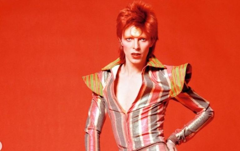 Αδημοσίευτες φωτογραφίες του Ντέιβιντ Μπάουι σε νέο λεύκωμα του Masayoshi Sukita