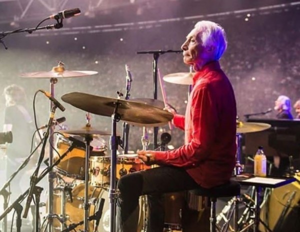 Αντώνης Κανάκης – Το συγκινητικό «αντίο» στον Τσάρλι Γουάτς των Rolling Stones