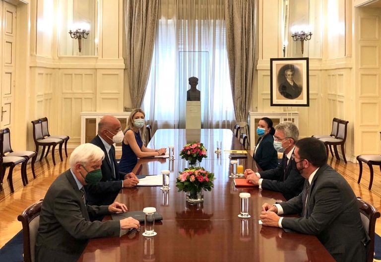 Συνάντηση Δένδια με Πάιατ – Τι συζήτησαν