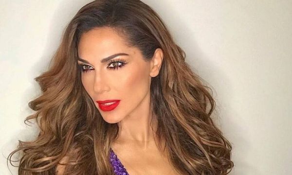 Δέσποινα Βανδή – Ο πρώτος Δεκαπενταύγουστος που γιορτάζει ως χωρισμένη