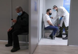 Αντιδράσεις προκαλεί το κυβερνητικό «μπλόκο» στους ανεμβολίαστους