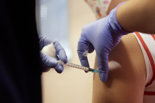 Κοροναϊός – Σε τι ποσοστό εμβολιάστηκε ο πληθυσμός της χώρας