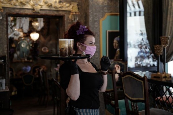 Κοροναϊός – Πάνω από 115.000 ευρώ τα πρόστιμα για μη τήρηση των μέτρων