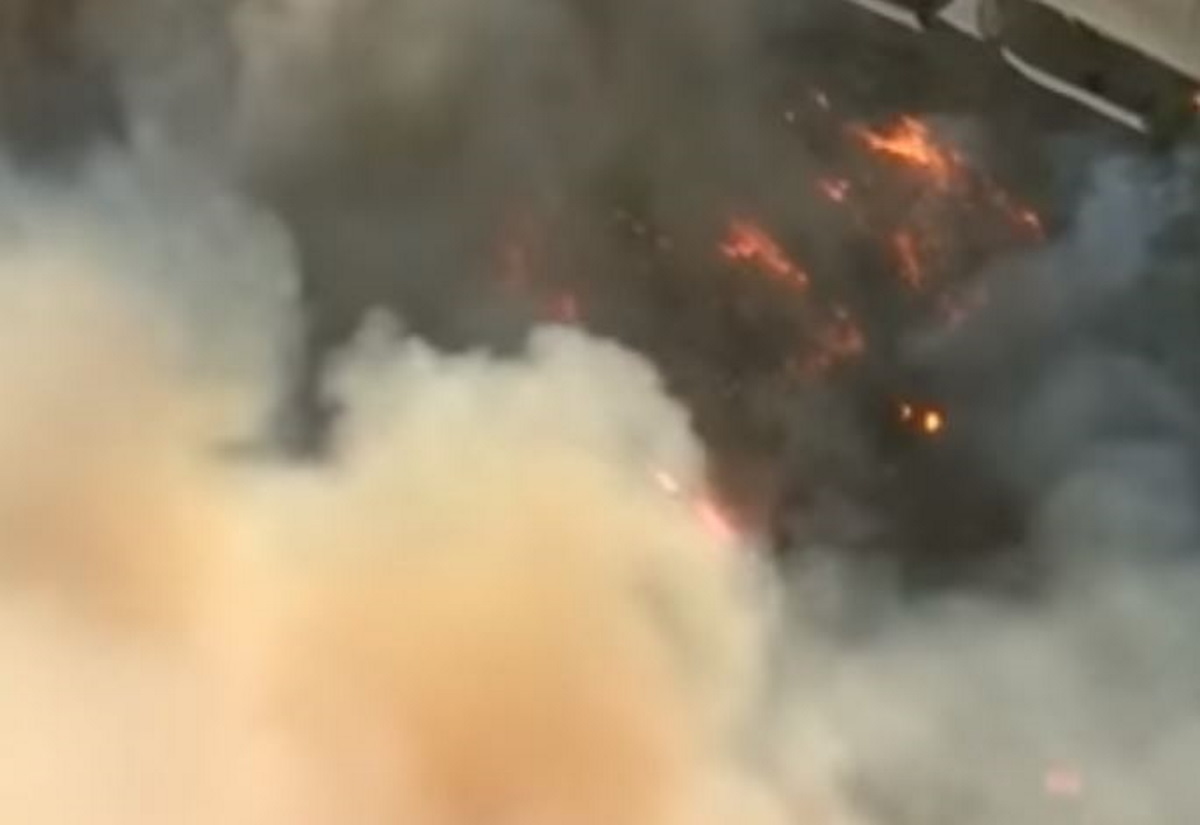 Φωτιά στην Εύβοια - Πώς βλέπουν τις φλόγες οι Ρώσοι πιλότοι του Beriev-20