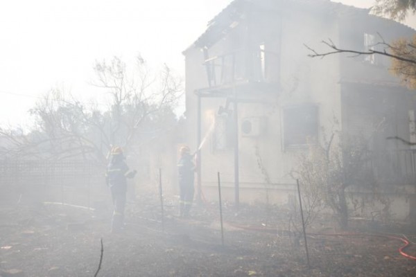 Δεύτερη καταβολή αποζημιώσεων για τις πυρκαγιές – Αναλυτικά τα ποσά και οι δικαιούχοι