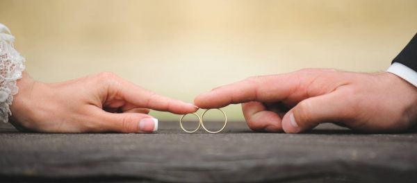 Εσείς το ξέρατε; – Να πότε πρωτοεμφανίστηκαν οι βέρες