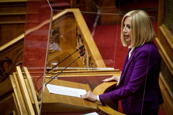 Επίθεση Γεννηματά στην κυβέρνηση – «Η καταστροφή από τις πυρκαγιές είναι πρωτοφανής»