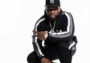 50 Cent – Η μητέρα του έβαζε παιχνίδια σε κάλτσες για να του φτιάχνει αυτοσχέδια όπλα σαν παιχνίδια