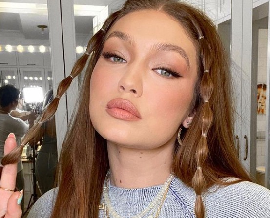 Αυτό είναι το μυστικό της Τζίτζι Χαντίντ για ζουμερά χείλη