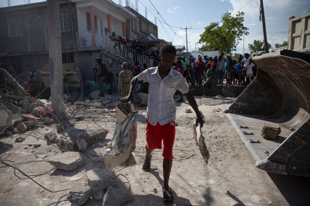 Λέκκας – Περιμένουν νέο καταστροφικό σεισμό στην Αϊτή – Φόβος για 10.000 νεκρούς
