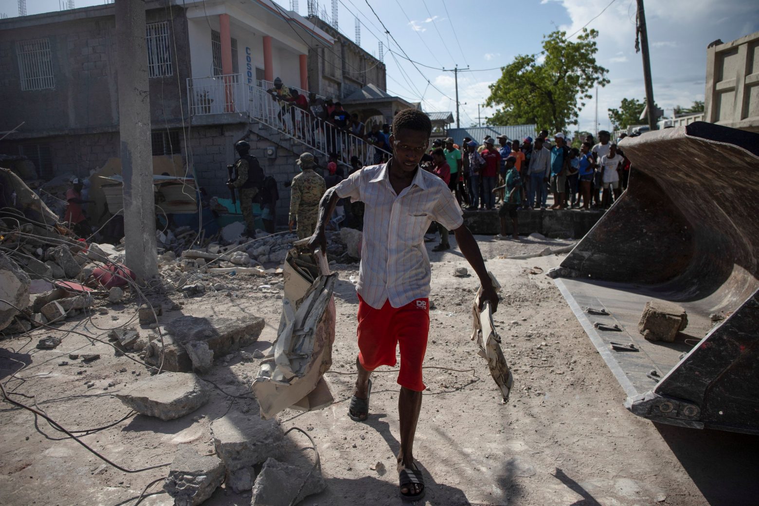 Λέκκας - Περιμένουν νέο καταστροφικό σεισμό στην Αϊτή - Φόβος για 10.000 νεκρούς