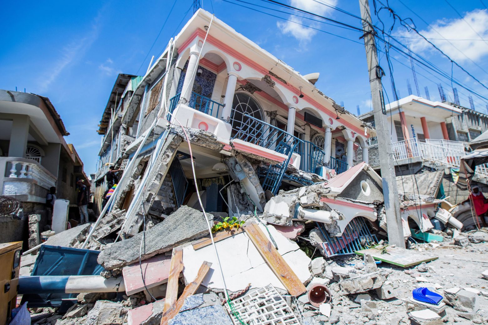 Αϊτή - Στους 2.207 οι νεκροί από τον καταστροφικό σεισμό των 7,2 Ρίχτερ