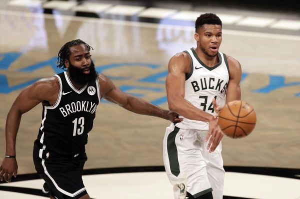 NBA – Φαβορί οι Μπακς στην πρεμιέρα με τους Νετς