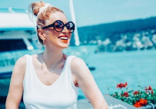 Μαρία Ηλιάκη – Επέστρεψε στην Ελλάδα – Το βίντεο από το σπίτι της