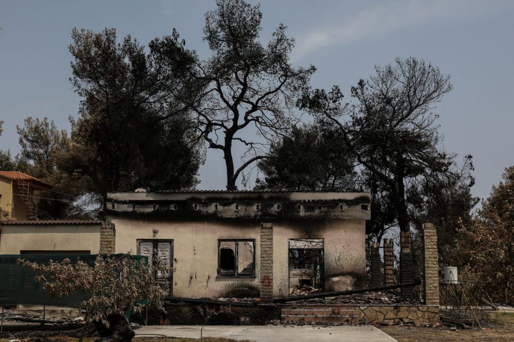 Εύβοια – Μετράει τις πληγές της – Πόσα στρέμματα έχουν καεί σε Λίμνη, Μαντούδι και Αγία Άννα