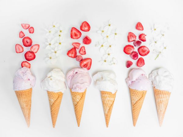 Παγωτό φράουλα – Η απόλυτη συνταγή με μόνο τρία υλικά