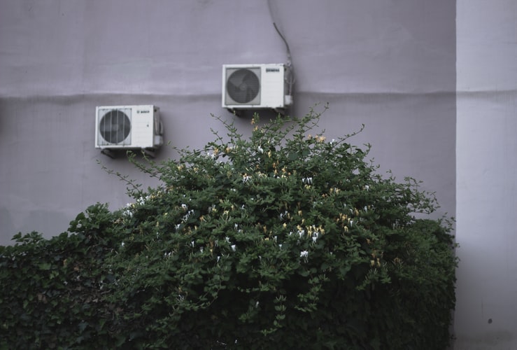 Καύσωνας και ηλεκτρικό ρεύμα - Οι συστάσεις για κλιματιστικά και θερμοσίφωνες