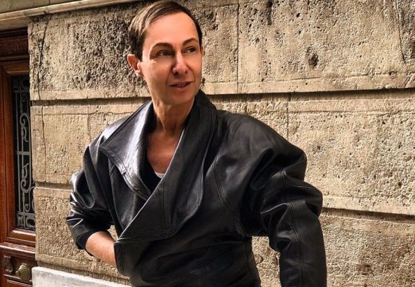 Βασίλειος Κωστέτσος – «Υπάρχουν ζωντανοί νεκροί»