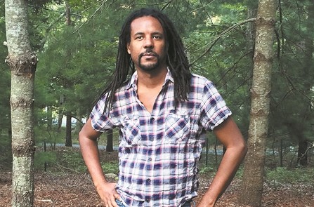 Mαύρη κουλτούρα σε λευκό φόντο;