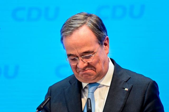 Σόιμπλε: «Ο Άρμιν Λάσετ δεν πολώνει, ηγείται»