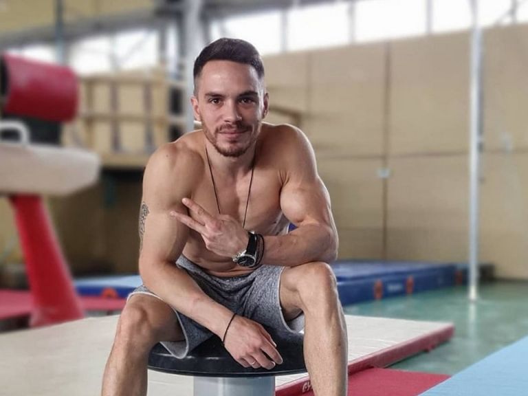 Λευτέρης Πετρούνιας – Πιο ερωτευμένος από ποτέ ο Ολυμπιονίκης