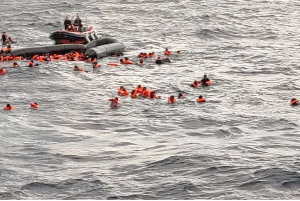 Ιταλία – Ζητά για ακόμη μια φορά ανακατανομή των προσφύγων και των μεταναστών στην ΕΕ